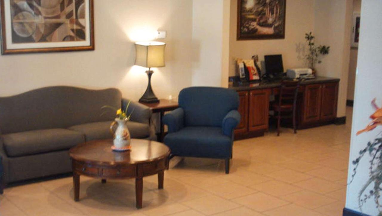 Western Motel Inn And Suites Hazelhurst Hazlehurst Zewnętrze zdjęcie