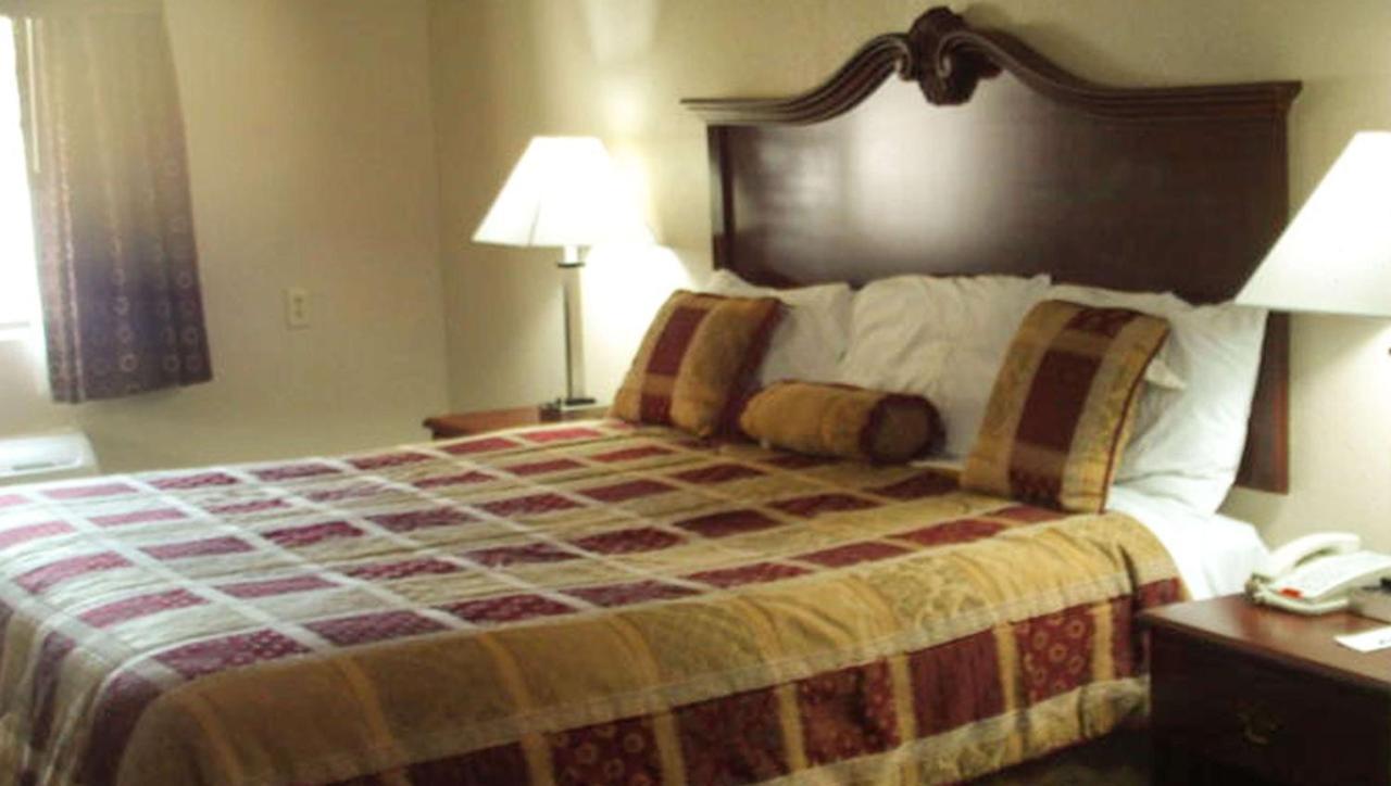 Western Motel Inn And Suites Hazelhurst Hazlehurst Zewnętrze zdjęcie